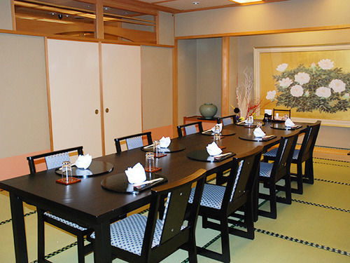 Hotel Albert Hotel Akita 2*